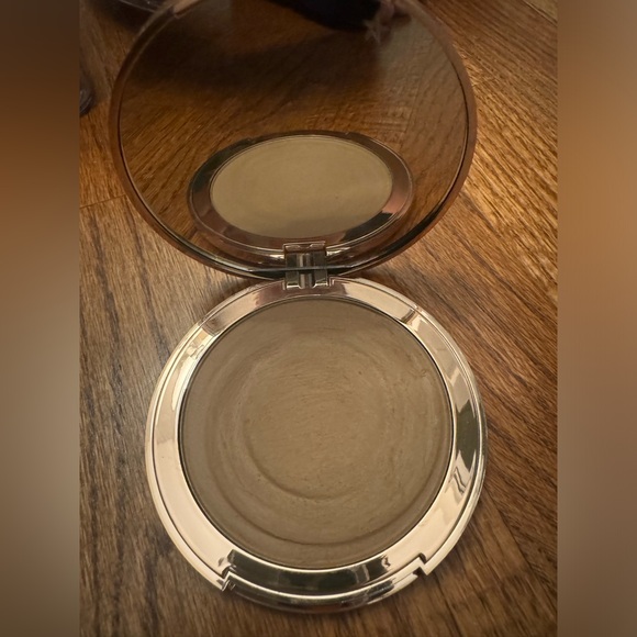 Charlotte tilbury beautiful skin sun-kissed cream bronzer - Picture 4 of 4